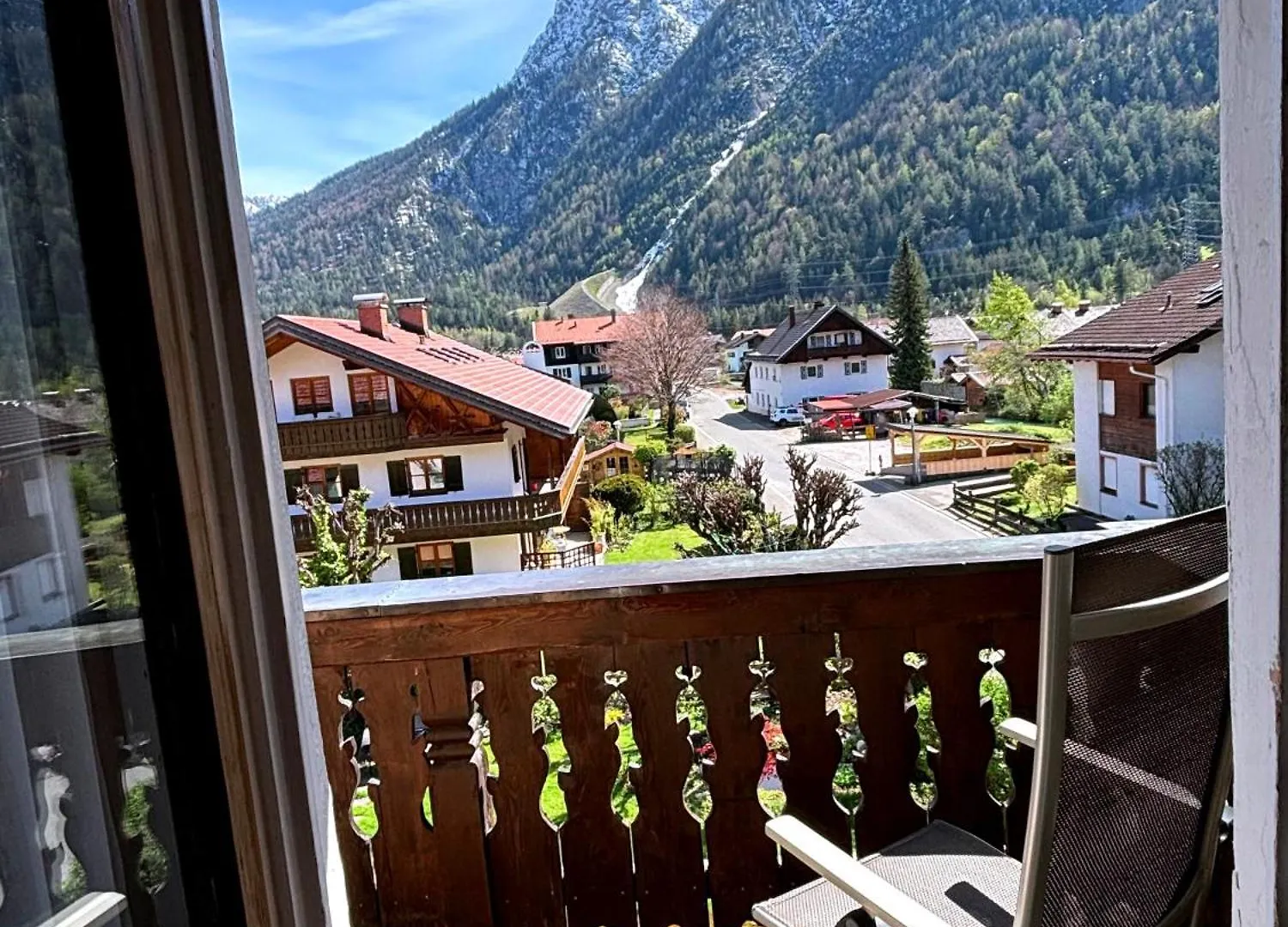 Pension Bavaria Mittenwald 3*,