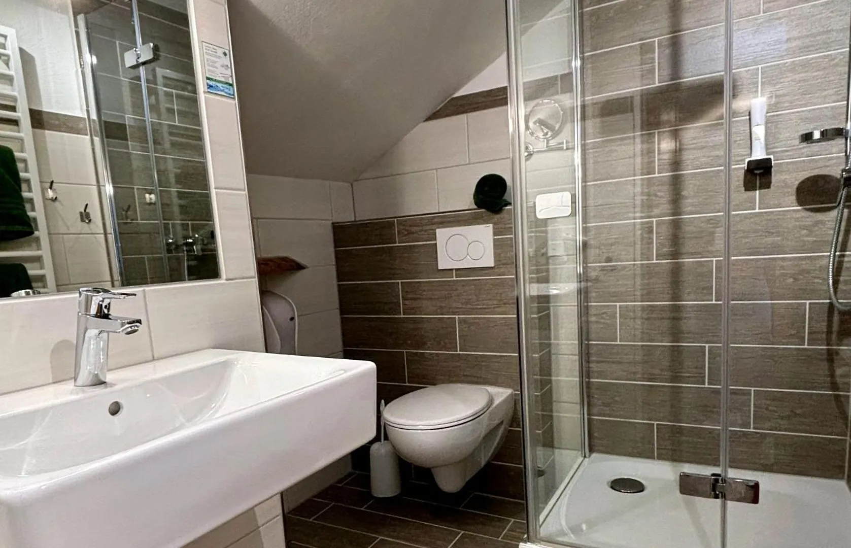 Pension Bavaria Mittenwald Guest house