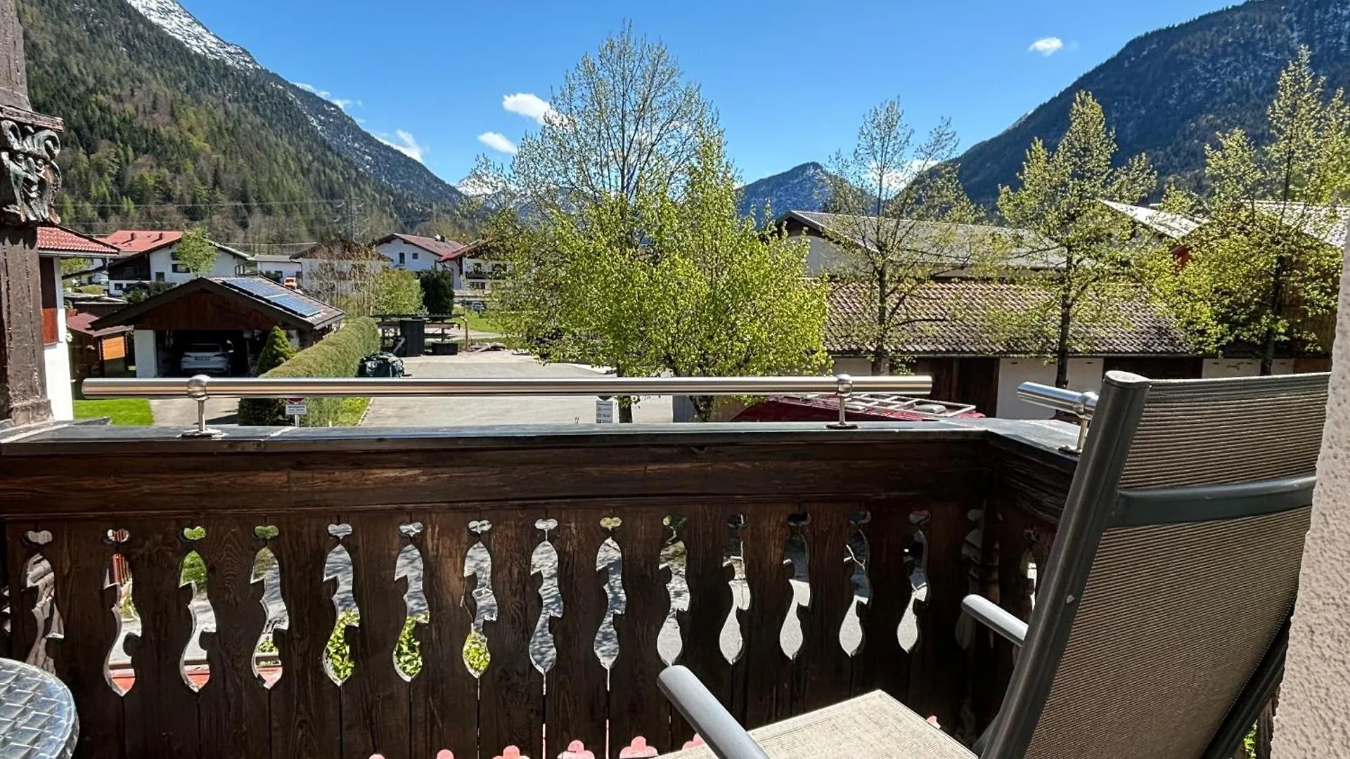 Pension Bavaria Mittenwald Guest house