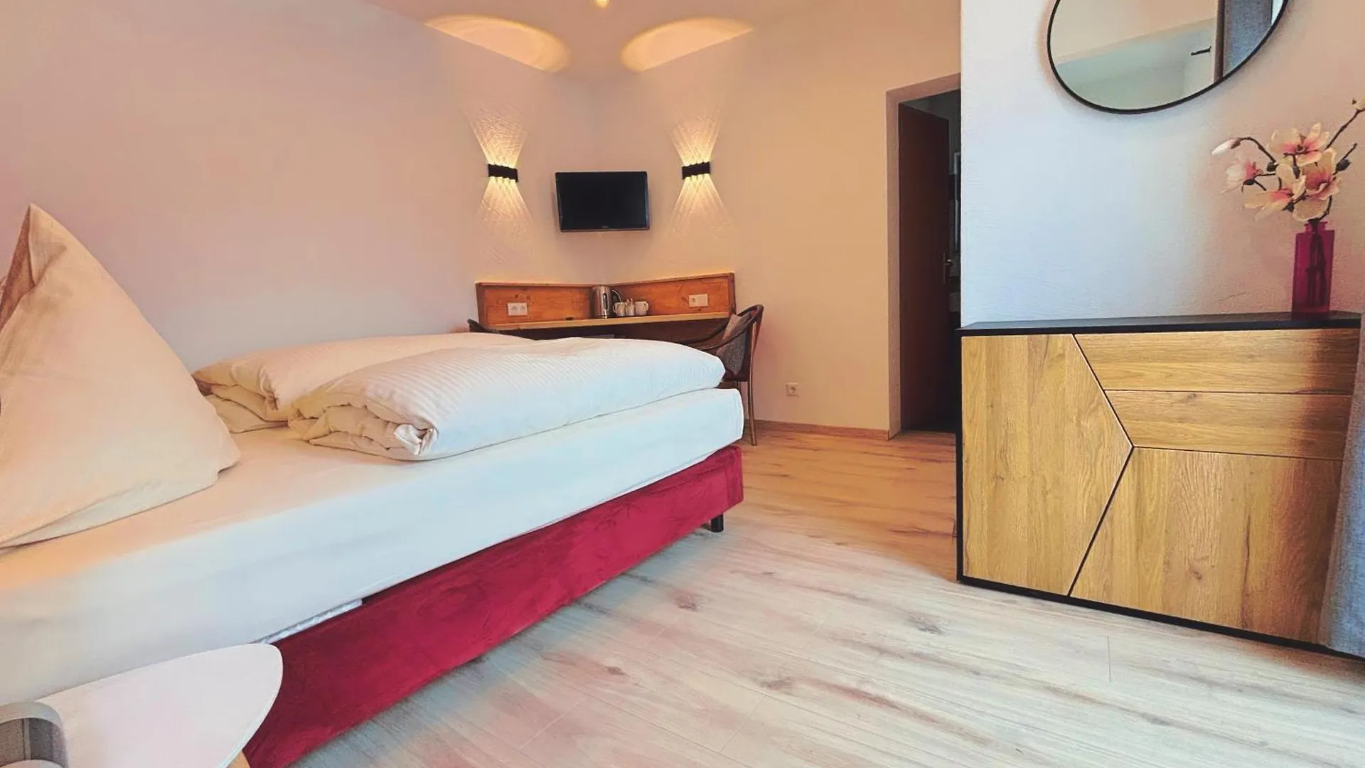 Pension Bavaria Mittenwald 3*,