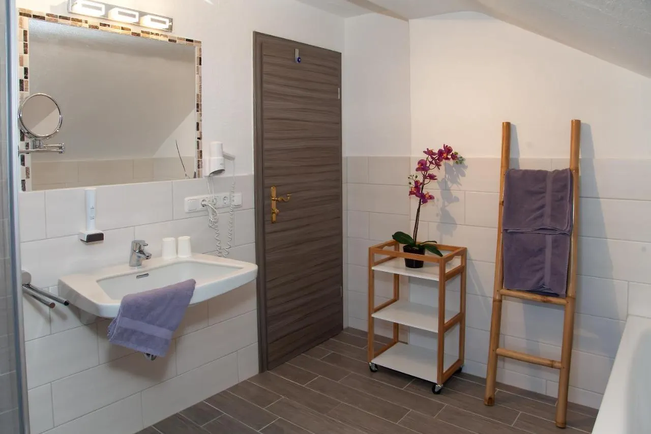 Pension Bavaria Mittenwald Guest house